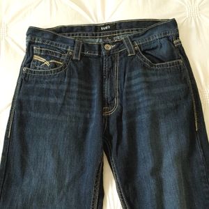 Suko medium-dark wash straight leg blue jeans. Size 36